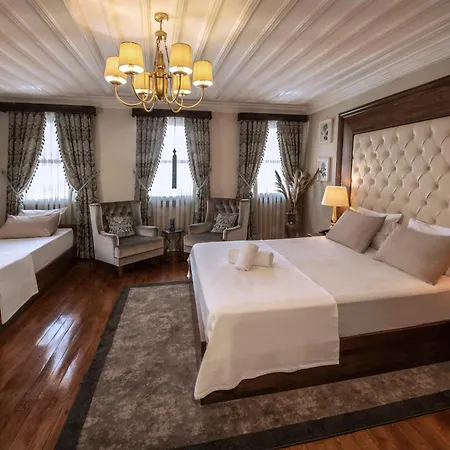 Hotel Mezzo 3*