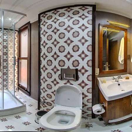 Mezzo Hotel
