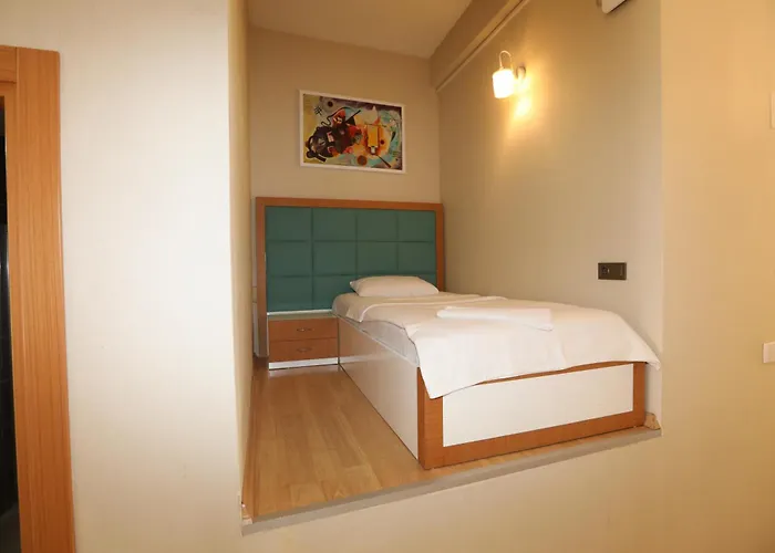 Mezzo Hotel 3*