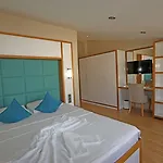 Mezzo Hotel 3*