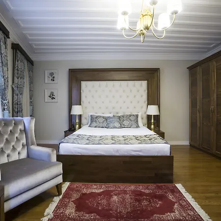 Mezzo Hotel 3*